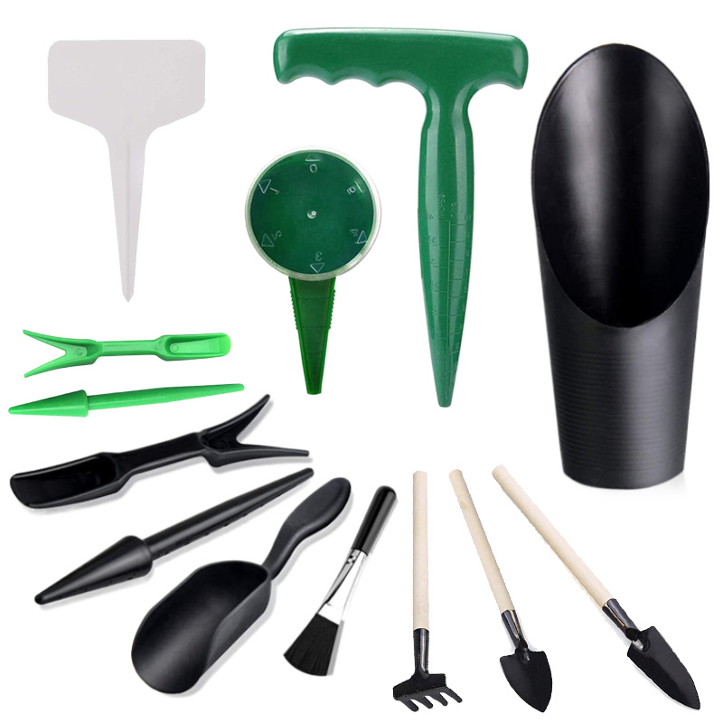 Mini Gardening Tool Set Label  - огляд і ціна Gardening Tools Labeled